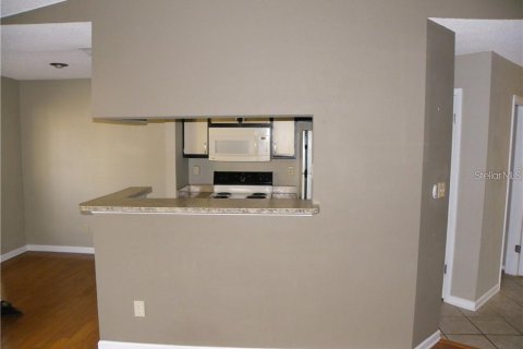 Copropriété à louer à Tampa, Floride: 1 chambre, 63.55 m2 № 2221531 - photo 5