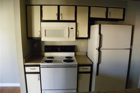 Copropriété à louer à Tampa, Floride: 1 chambre, 63.55 m2 № 2221531 - photo 4