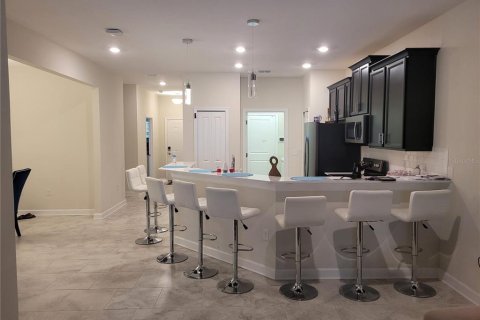 Townhouse in Davenport, Florida 2 bedrooms, 129.51 sq.m. № 1017234 - photo 5