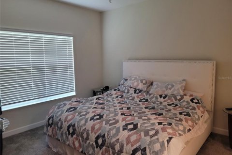 Townhouse in Davenport, Florida 2 bedrooms, 129.51 sq.m. № 1017234 - photo 14