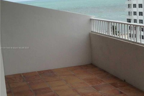 Copropriété à louer à Key Biscayne, Floride: 2 chambres, 117.06 m2 № 2017158 - photo 4