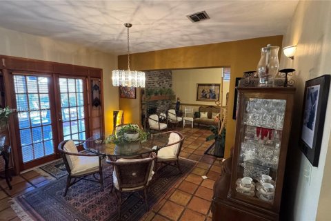 Villa ou maison à vendre à Cutler Bay, Floride: 4 chambres, 215.44 m2 № 1839391 - photo 21