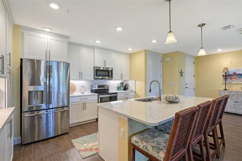 Condo in Bradenton, Florida, 2 bedrooms  № 2400277 - photo 19