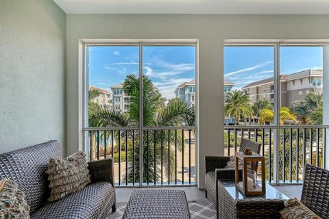 Condo in Bradenton, Florida, 2 bedrooms  № 2400277 - photo 11
