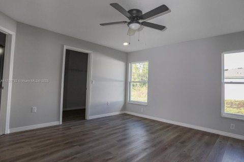 House in Ocala, Florida 3 bedrooms № 1958943 - photo 11