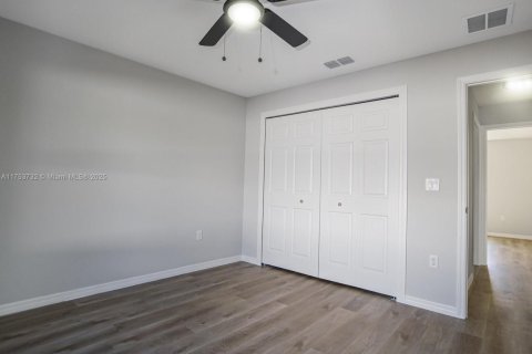 House in Ocala, Florida 3 bedrooms № 1958943 - photo 16