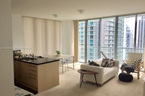 Condominio en alquiler en Miami, Florida, 2 dormitorios, 102.94 m2 № 2060775 - foto 7