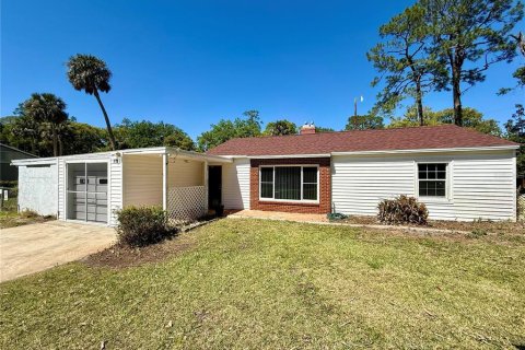 House in Sanford, Florida 4 bedrooms, 200.11 sq.m. № 1719930 - photo 4
