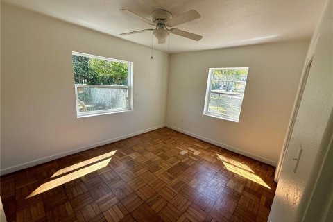 House in Sanford, Florida 4 bedrooms, 200.11 sq.m. № 1719930 - photo 11