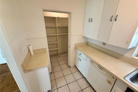 House in Sanford, Florida 4 bedrooms, 200.11 sq.m. № 1719930 - photo 23
