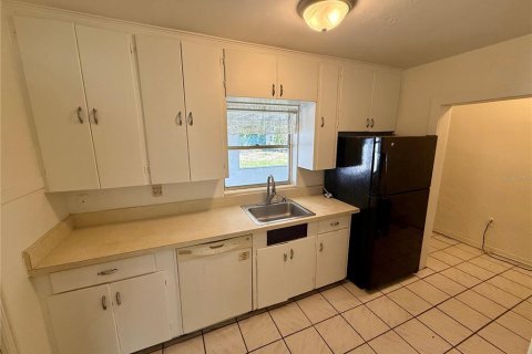 House in Sanford, Florida 4 bedrooms, 200.11 sq.m. № 1719930 - photo 21