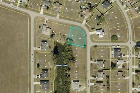 Land in Cape Coral, Florida № 2366868