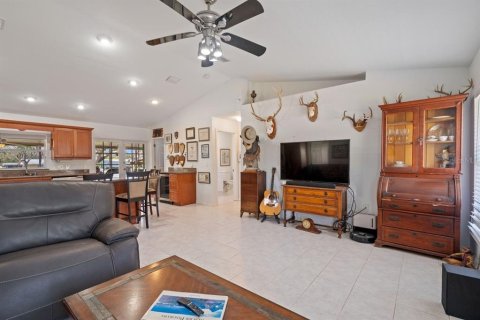 Casa en venta en Okeechobee, Florida, 2 dormitorios, 104.05 m2 № 1558915 - foto 8