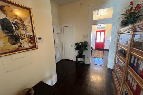 Immobilier commercial à vendre à Tampa, Floride: 208.84 m2 № 1841417 - photo 10