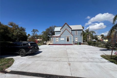 Immobilier commercial à vendre à Tampa, Floride: 208.84 m2 № 1841417 - photo 4