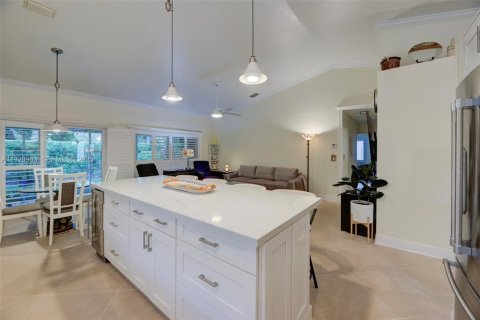 Casa en venta en Sunrise, Florida, 4 dormitorios, 173.73 m2 № 1982187 - foto 13