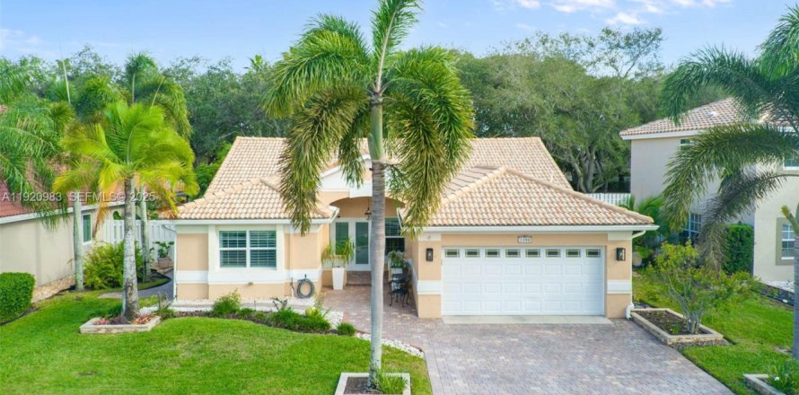 Casa en Sunrise, Florida 4 dormitorios, 173.73 m2 № 1982187