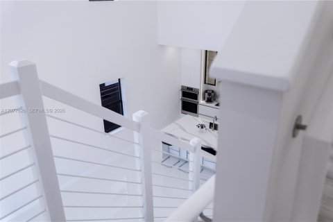 Casa en venta en Miami Lakes, Florida, 5 dormitorios, 283.35 m2 № 2323337 - foto 27