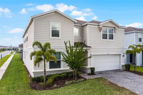 House in Davenport, Florida 10 bedrooms, 408.68 sq.m. № 1835670 - photo 30