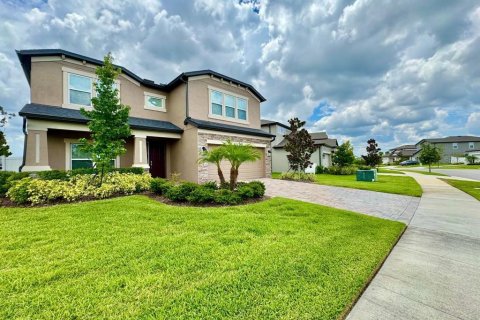 Casa en alquiler en Wesley Chapel, Florida, 5 dormitorios, 308.06 m2 № 1846691 - foto 2