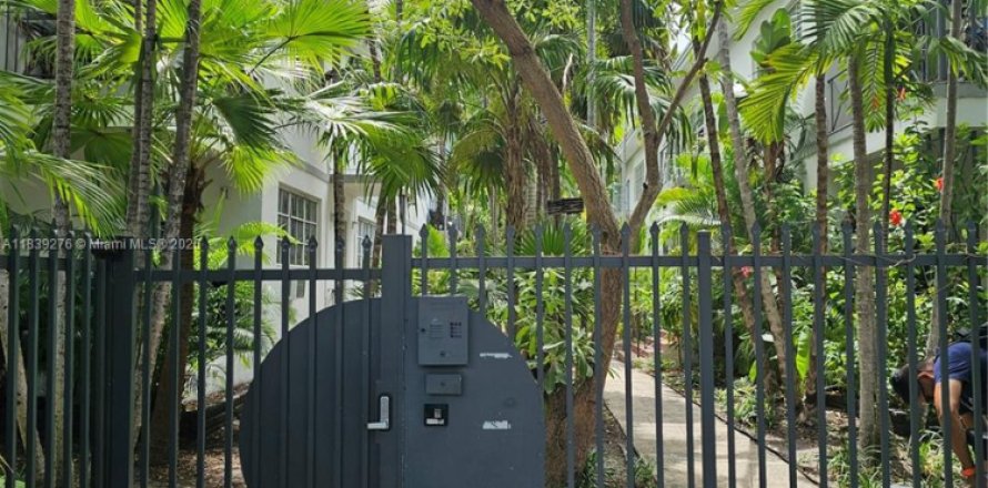 Condo à Miami Beach, Floride, 2 chambres № 1827534