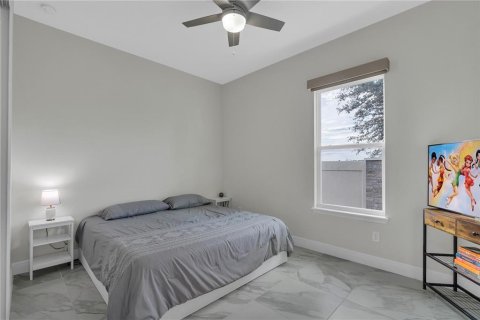 House in Winter Garden, Florida 3 bedrooms, 238.85 sq.m. № 1526328 - photo 13