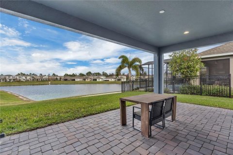 House in Winter Garden, Florida 3 bedrooms, 238.85 sq.m. № 1526328 - photo 3