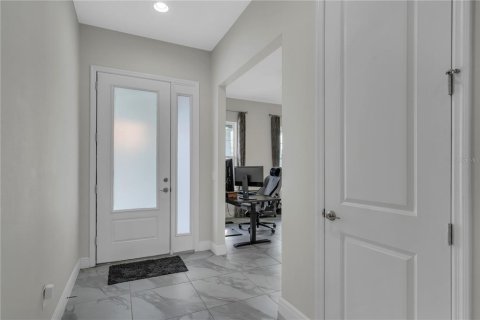 House in Winter Garden, Florida 3 bedrooms, 238.85 sq.m. № 1526328 - photo 12