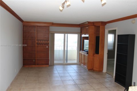 Copropriété à vendre à Fort Lauderdale, Floride: 2 chambres, 78.97 m2 № 1995374 - photo 4