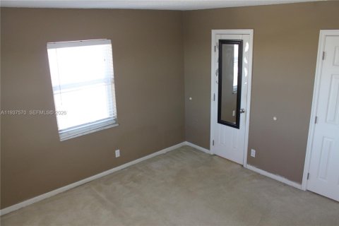 Copropriété à vendre à Fort Lauderdale, Floride: 2 chambres, 78.97 m2 № 1995374 - photo 3