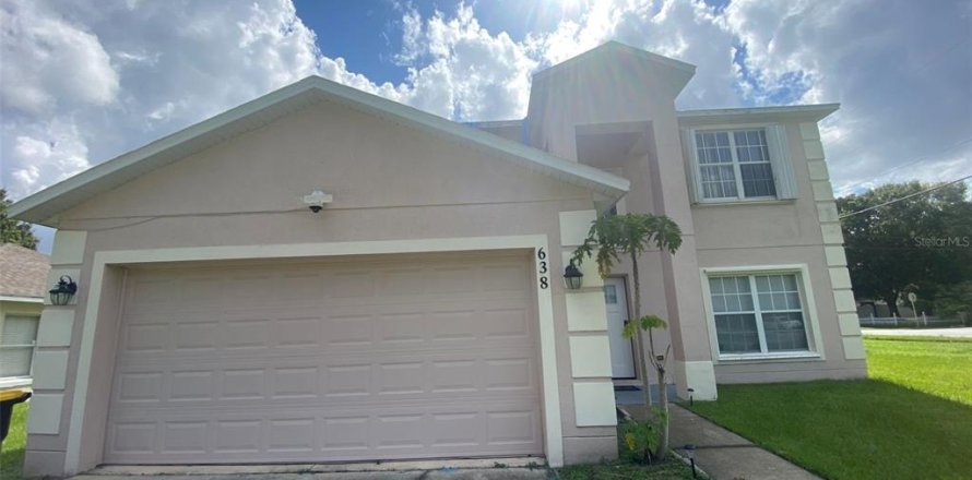 Casa en Poinciana, Florida 4 dormitorios, 196.3 m2 № 1883738