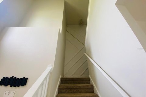 Casa en alquiler en Poinciana, Florida, 4 dormitorios, 196.3 m2 № 1883738 - foto 8