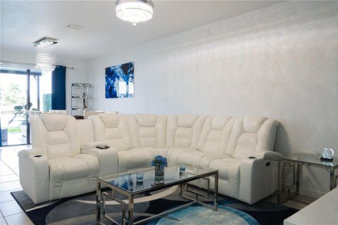 Купить таунхаус в Хомстед, Флорида 3 спальни, 169.92м2, № 1860097 - фото 3