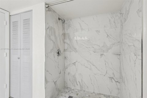 Condo in Homestead, Florida, 3 bedrooms  № 1927386 - photo 22