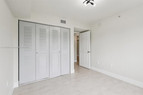 Condo in Homestead, Florida, 3 bedrooms  № 1927386 - photo 30