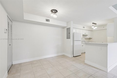 Condo in Homestead, Florida, 3 bedrooms  № 1927386 - photo 14