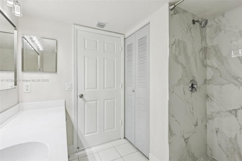 Condo in Homestead, Florida, 3 bedrooms  № 1927386 - photo 23