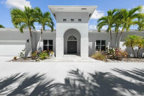 Villa ou maison à louer à Loxahatchee Groves, Floride: 4 chambres, 428.93 m2 № 2260444 - photo 5