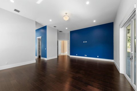 Villa ou maison à louer à Loxahatchee Groves, Floride: 4 chambres, 428.93 m2 № 2260444 - photo 25