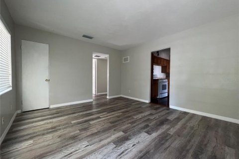 Villa ou maison à louer à Orlando, Floride: 2 chambres, 91.6 m2 № 1678391 - photo 3