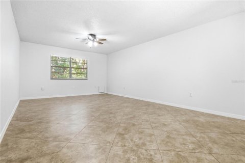 Casa en venta en Palm Harbor, Florida, 3 dormitorios, 120.59 m2 № 2212832 - foto 8