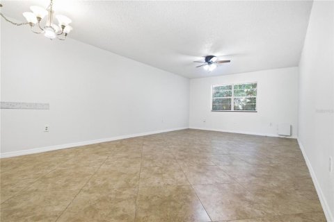 Casa en venta en Palm Harbor, Florida, 3 dormitorios, 120.59 m2 № 2212832 - foto 7