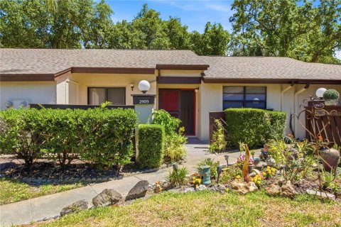 Casa en Palm Harbor, Florida 3 dormitorios, 120.59 m2 № 2212832