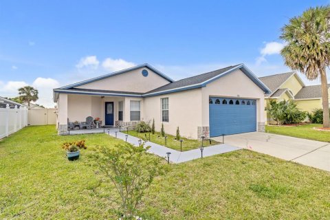 Villa ou maison à vendre à Kissimmee, Floride: 3 chambres, 114.08 m2 № 2356250 - photo 2