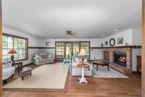 House in Ocala, Florida 3 bedrooms, 265.14 sq.m. № 2102731 - photo 6