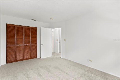 Condo in Saint Petersburg, Florida, 2 bedrooms  № 1810183 - photo 21