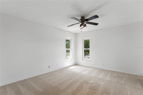 Condo in Saint Petersburg, Florida, 2 bedrooms  № 1810183 - photo 22