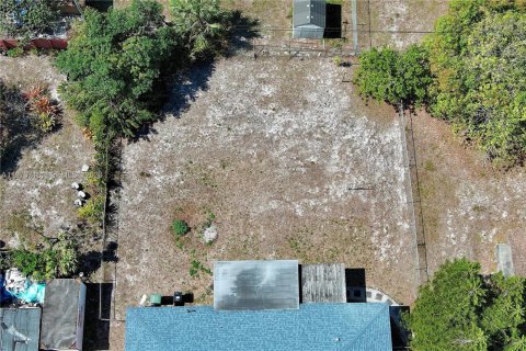 House in Fort Lauderdale, Florida 2 bedrooms, 128.95 sq.m. № 2031112 - photo 25