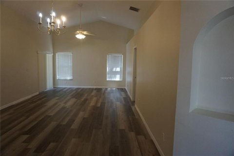 Villa ou maison à vendre à Groveland, Floride: 3 chambres, 149.2 m2 № 2407106 - photo 3