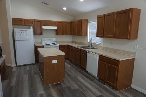 Villa ou maison à vendre à Groveland, Floride: 3 chambres, 149.2 m2 № 2407106 - photo 4
